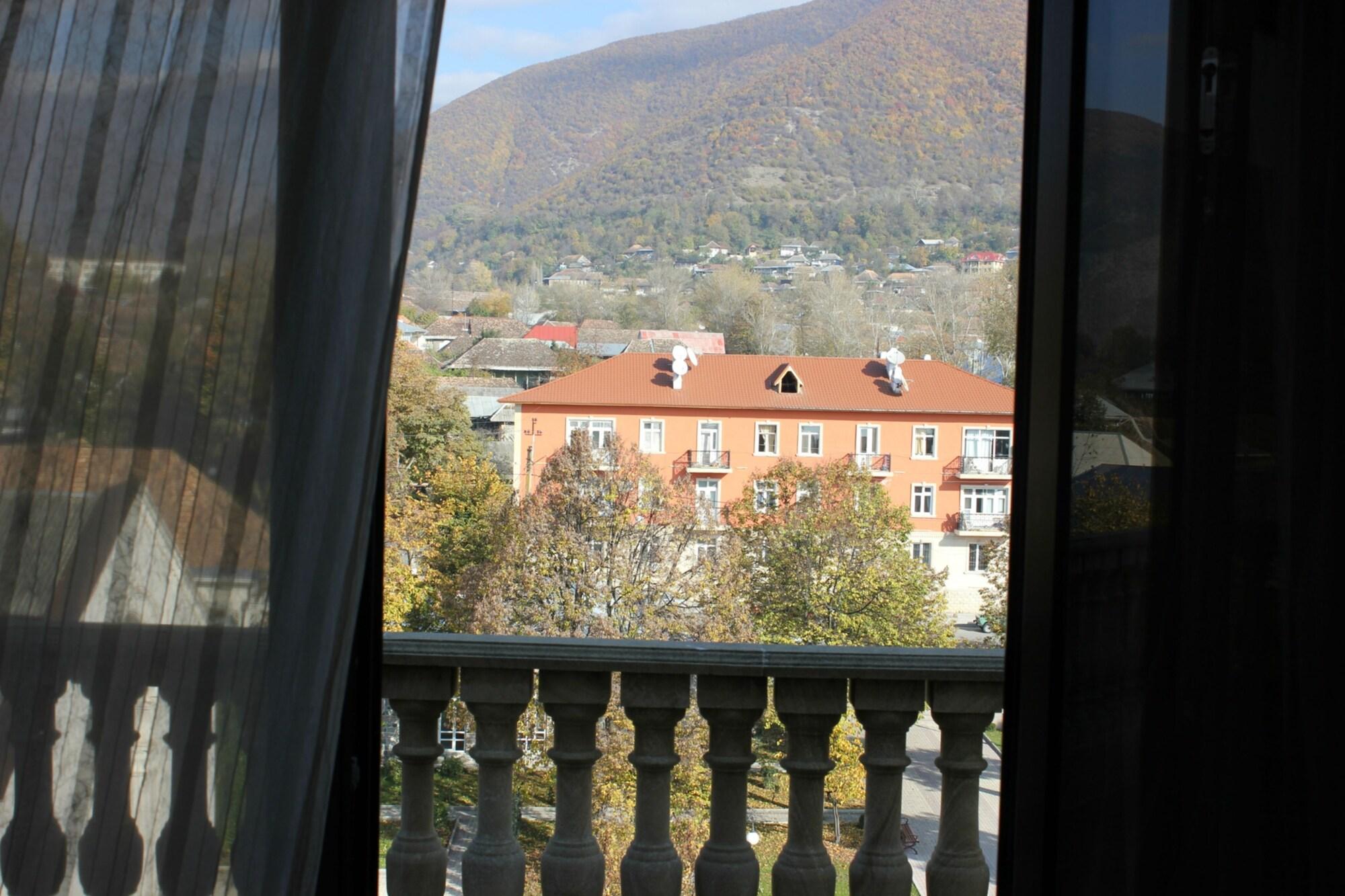Sheki Saray Hotel Exterior foto